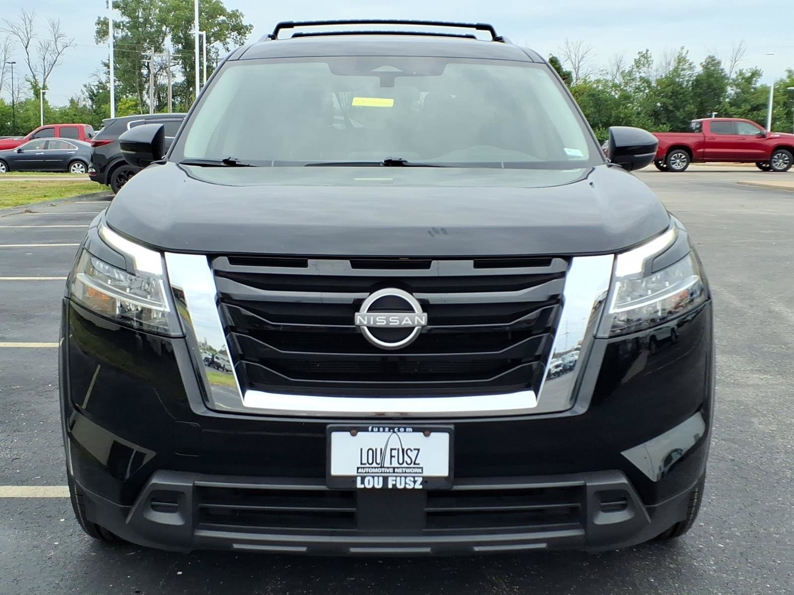 Used 2022 Nissan Pathfinder SV AWD/4WD image 34