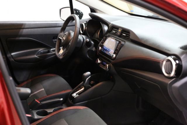 Certified 2025 Nissan Versa SR w/ Trunk Package image 27
