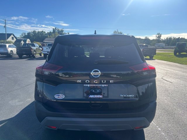 Used 2021 Nissan Rogue SV AWD/4WD image 5