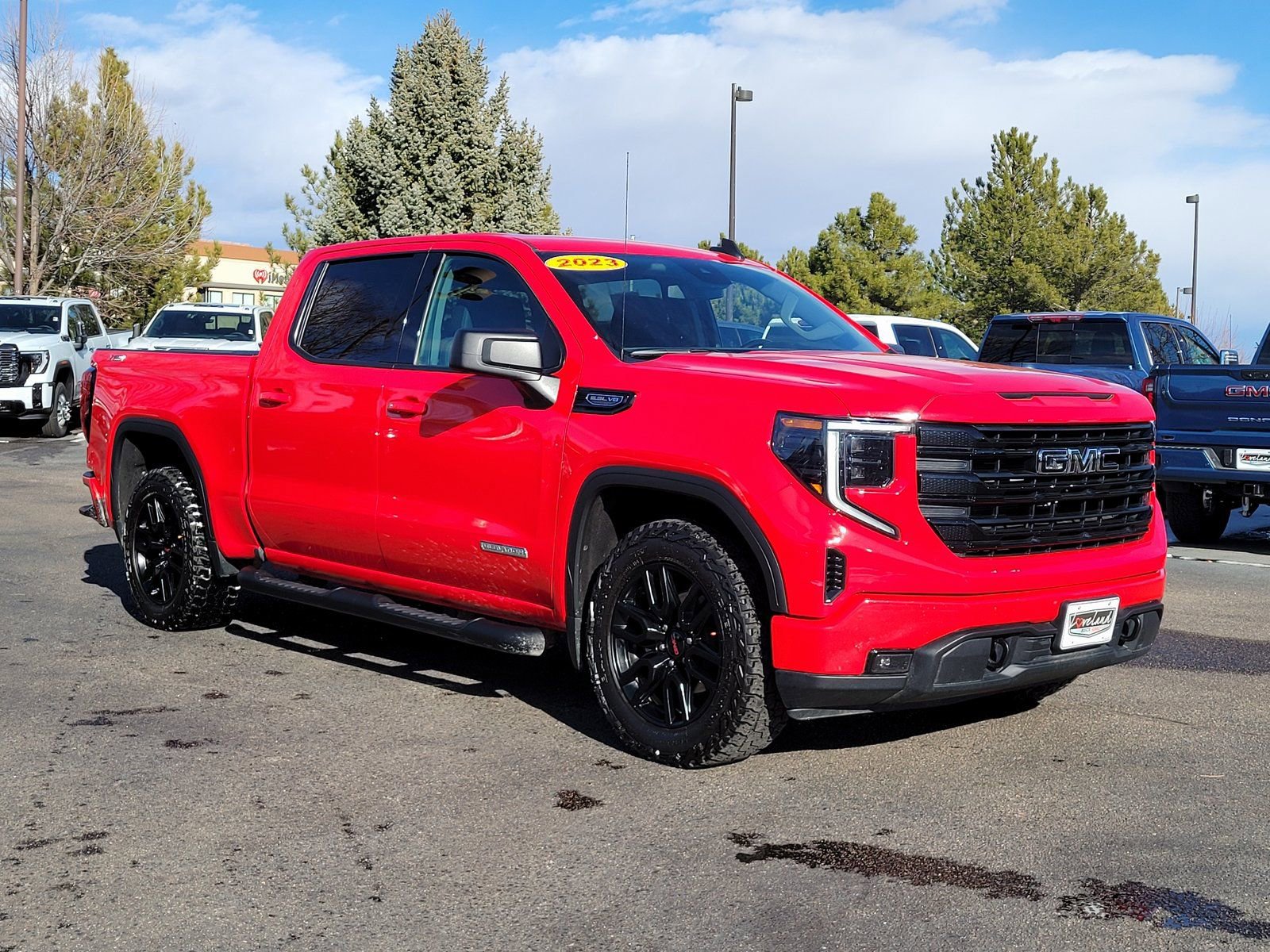 Used 2023 GMC Sierra 1500 Elevation image 1