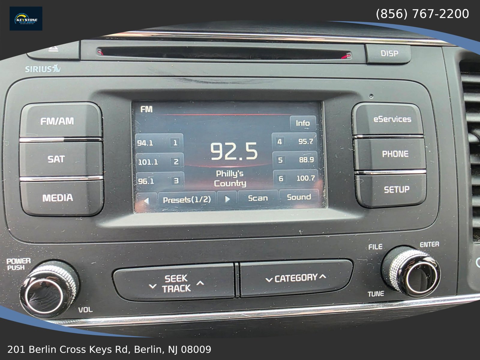 Used 2016 Kia Sedona LX w/ LX Convenience Package FWD image 25
