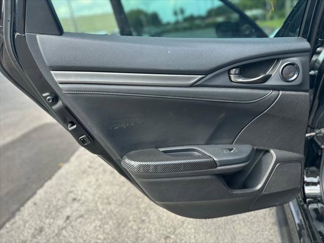 Used 2018 Honda Civic EX-L image 16