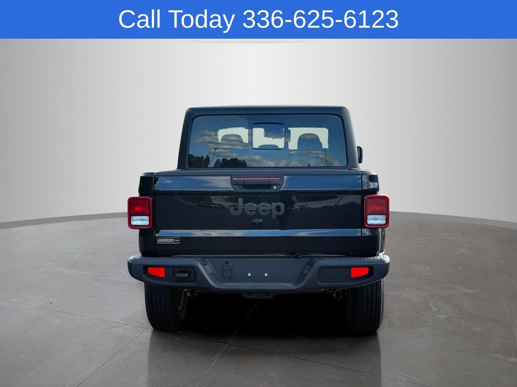New 2025 Jeep Gladiator Sport AWD/4WD image 6