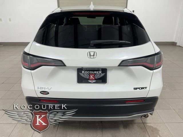 Used 2024 Honda HR-V Sport image 5