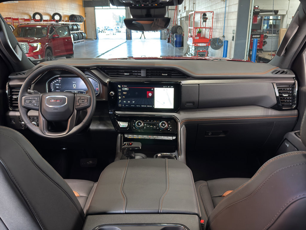 Used 2025 GMC Sierra 1500 AT4 w/ Technology Package AWD/4WD image 16