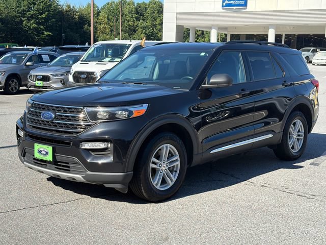 Certified 2024 Ford Explorer XLT AWD/4WD image 3