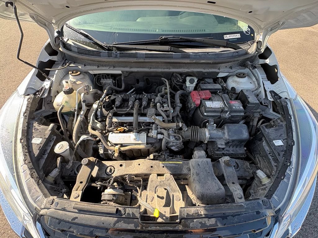 Used 2021 Nissan Kicks S FWD image 29