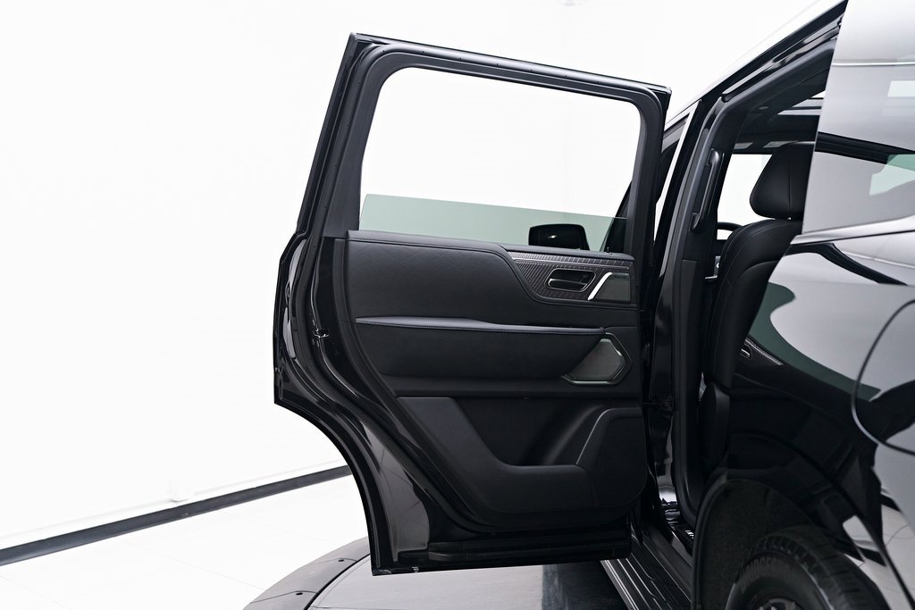 Used 2025 INFINITI QX80 Autograph w/ Autograph Exterior Package image 38