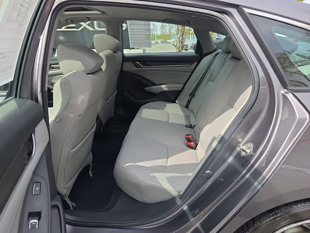 Used 2019 Honda Accord Touring image 5