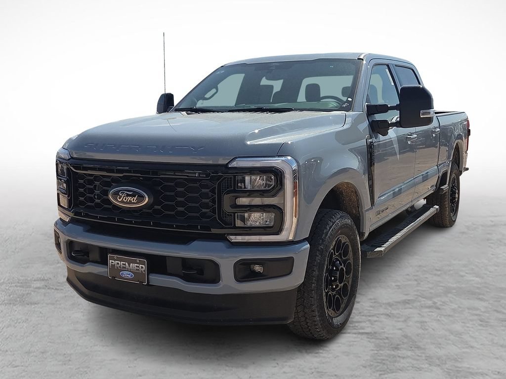 New 2026 Ford F250 Lariat w/ Black Appearance Package AWD/4WD image 4