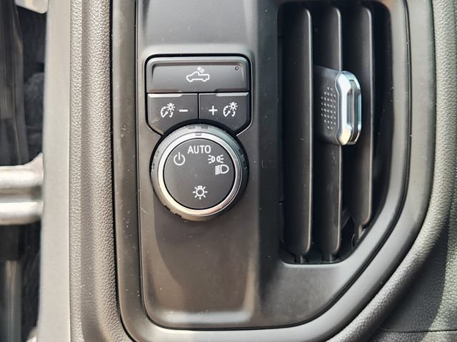 Used 2023 Chevrolet Silverado 1500 Custom RWD image 21