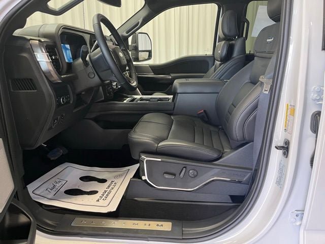 New 2026 Ford F250 Platinum AWD/4WD image 4