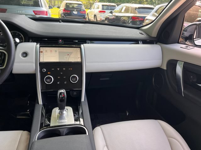 Used 2023 Land Rover Discovery Sport SE AWD/4WD image 16