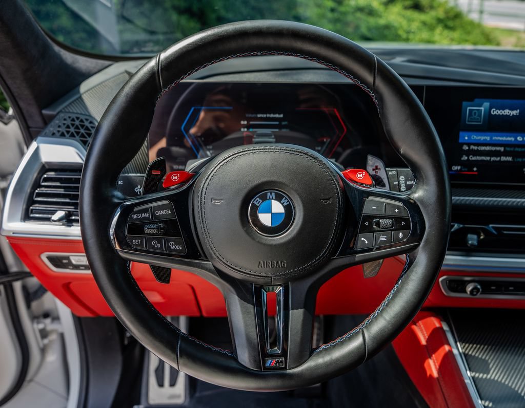 Used 2023 BMW XM AWD/4WD image 5