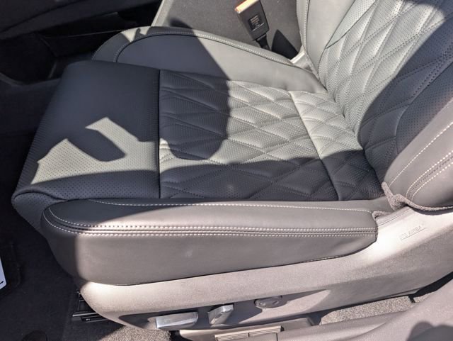 New 2026 Nissan Rogue Platinum w/ Platinum Premium Package image 24