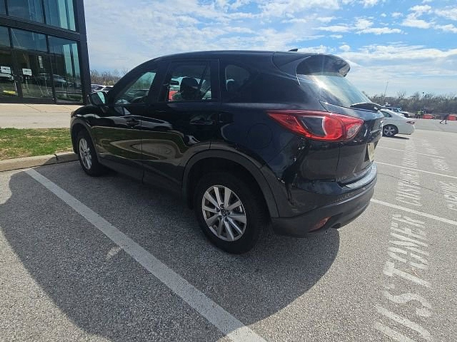 Used 2016 MAZDA CX-5 Sport image 29