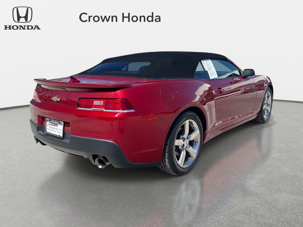 Used 2015 Chevrolet Camaro LT RWD image 4