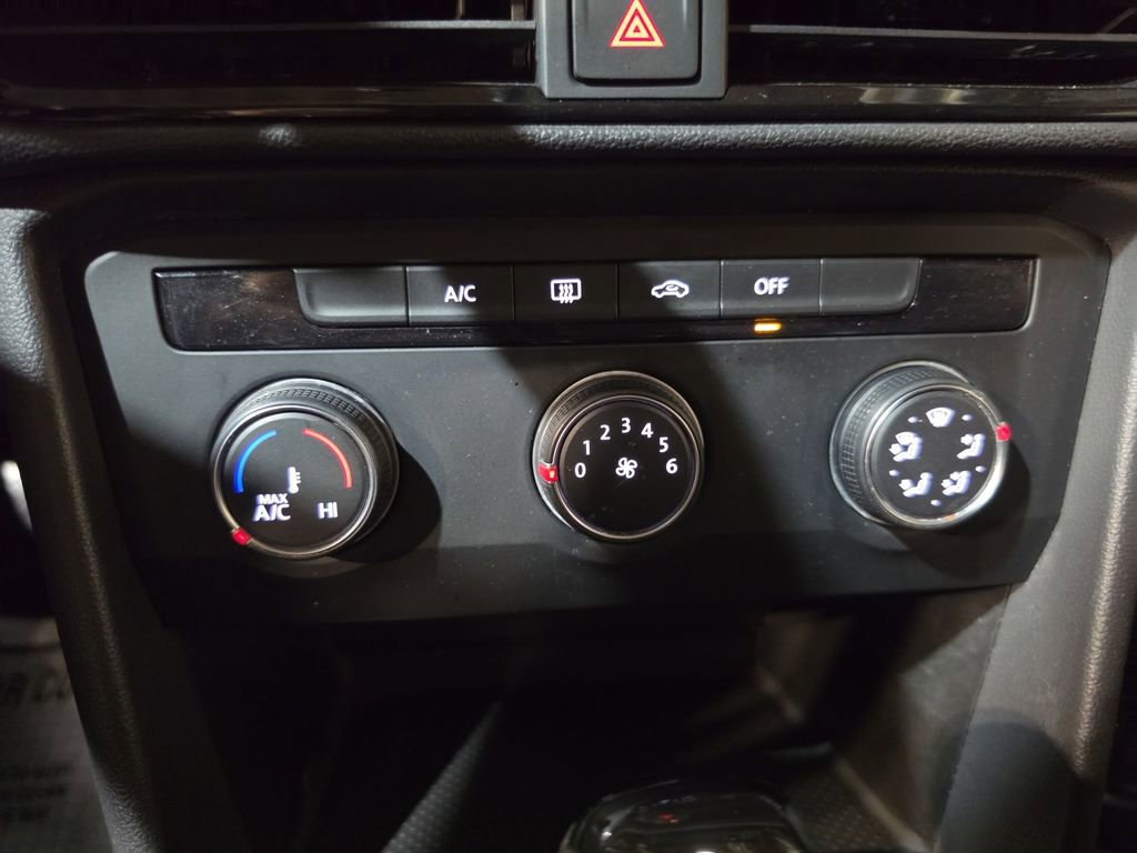 Used 2022 Volkswagen Taos S FWD image 16