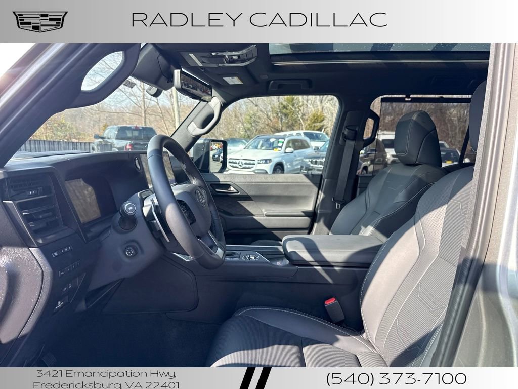 Used 2025 Lexus GX 550 w/ Cold Area Package image 3