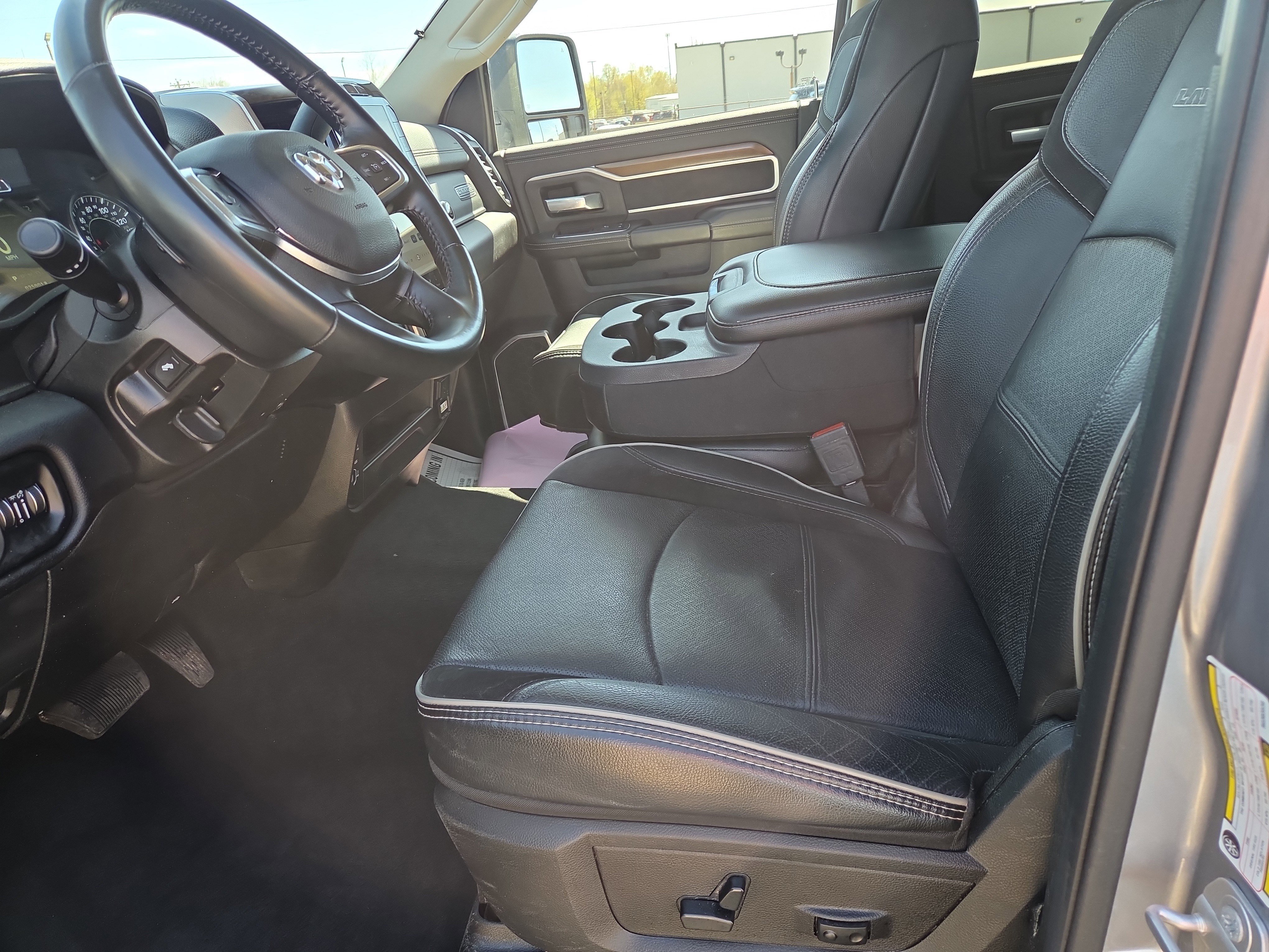 Used 2024 RAM 2500 Laramie image 5