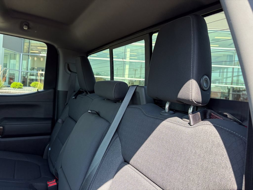 Used 2021 Chevrolet Silverado 1500 RST w/ Rally Edition AWD/4WD image 11