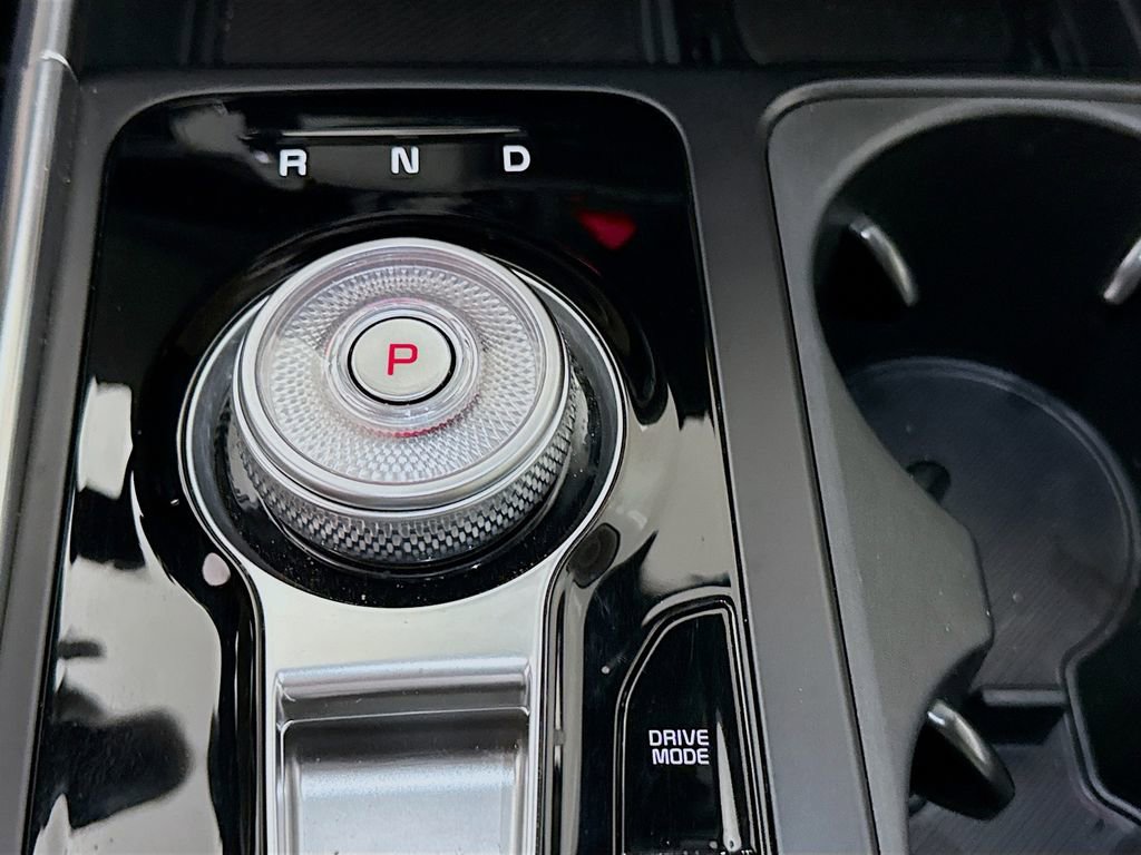 Used 2026 Kia Carnival SX Prestige FWD image 11