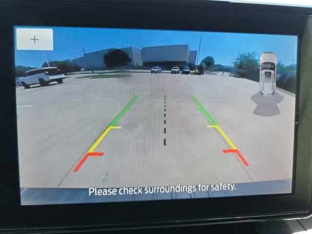 Used 2024 Ford Explorer XLT w/ Equipment Group 202A RWD image 12