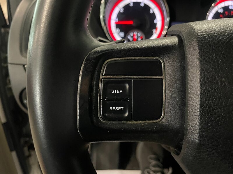 Used 2011 Dodge Grand Caravan FWD image 12