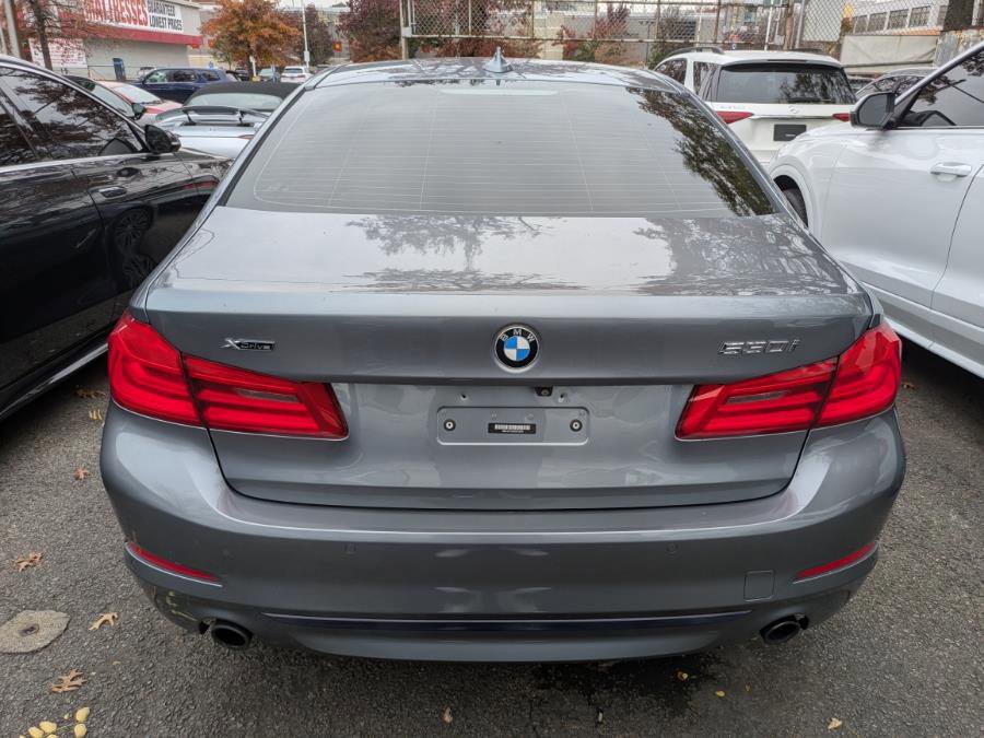 Used 2019 BMW 530i xDrive w/ Convenience Package AWD/4WD image 5