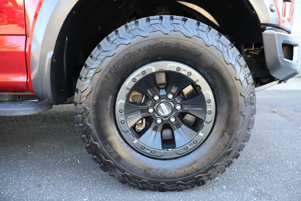 Used 2018 Ford F150 Raptor w/ Equipment Group 802A Luxury AWD/4WD image 12