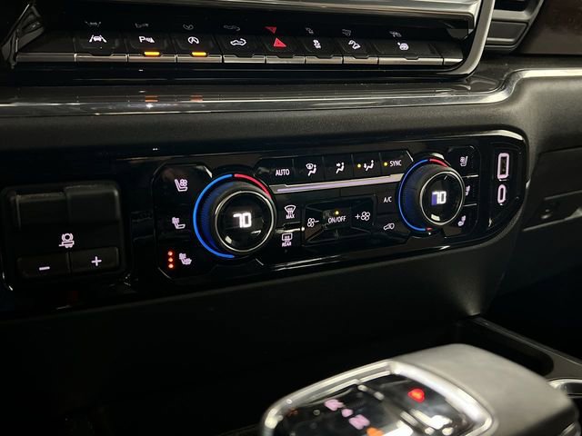 Certified 2023 Chevrolet Silverado 1500 High Country w/ Technology Package image 18