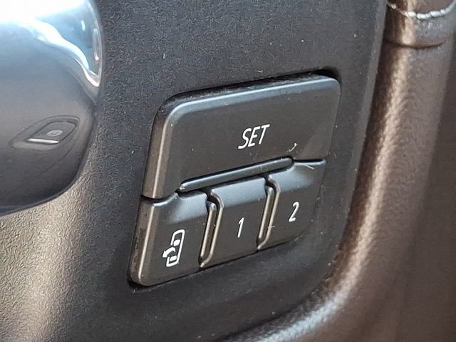 Used 2019 GMC Sierra 1500 SLT w/ SLT Premium Package AWD/4WD image 27
