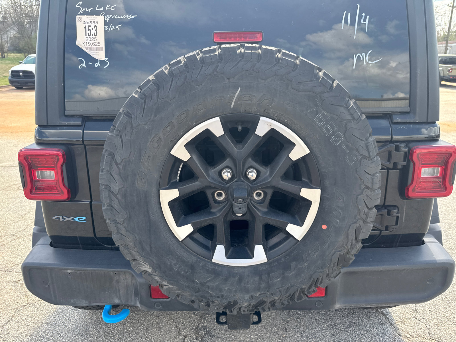 Used 2025 Jeep Wrangler Unlimited Rubicon 4xe w/ Safety Group image 18