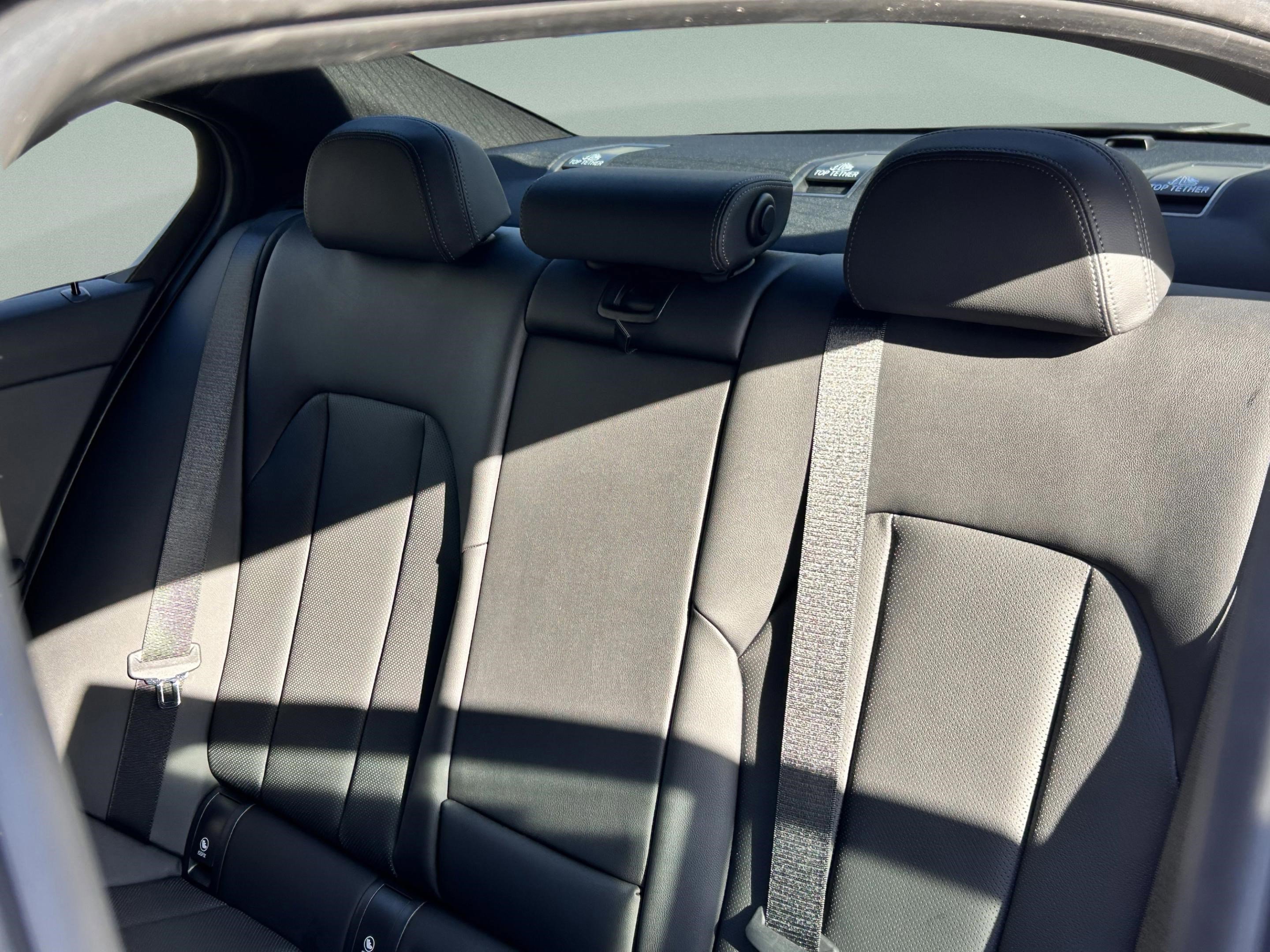 Used 2026 BMW 330i Sedan w/ Convenience Package image 25