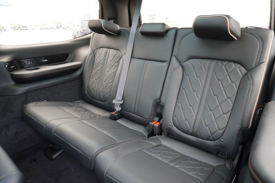 New 2024 Jeep Grand Wagoneer Series III image 15