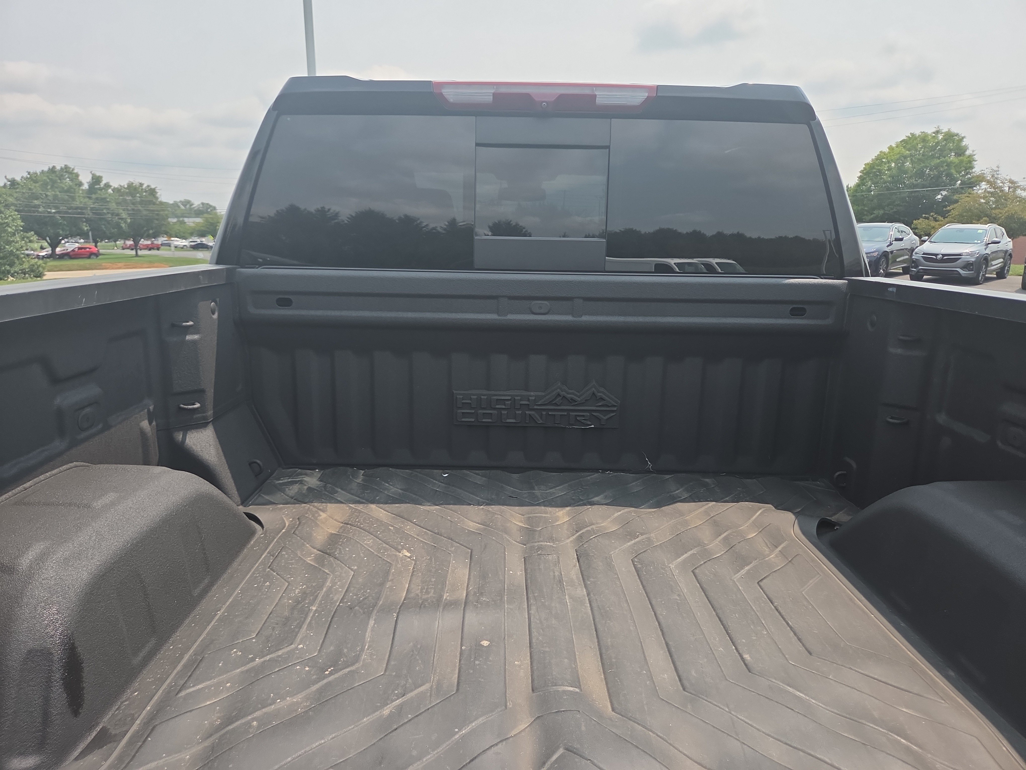 Used 2023 Chevrolet Silverado 1500 High Country w/ LPO, Dark Essentials Package AWD/4WD image 24