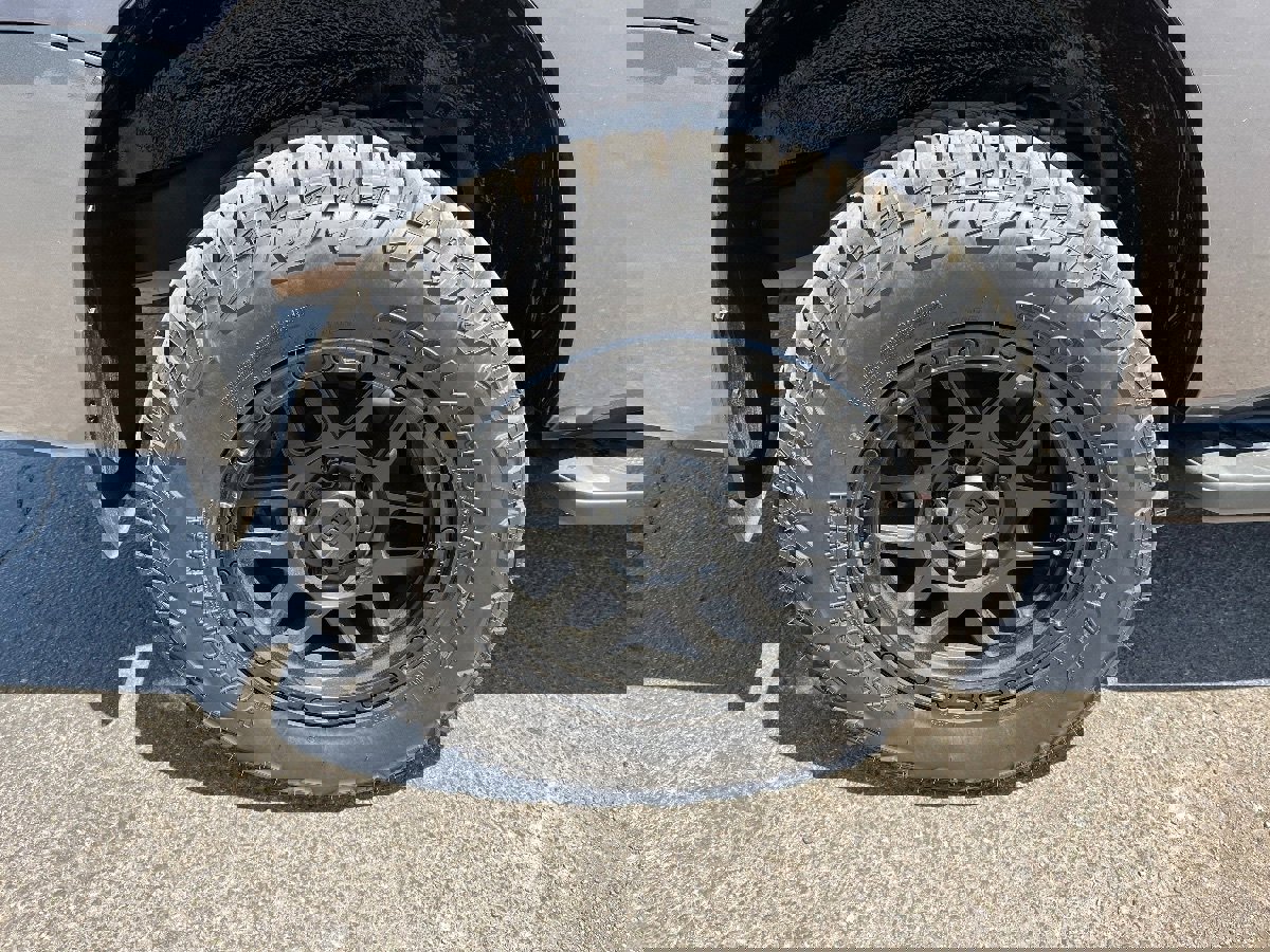 Used 2014 Toyota Sequoia SR5 AWD/4WD image 47