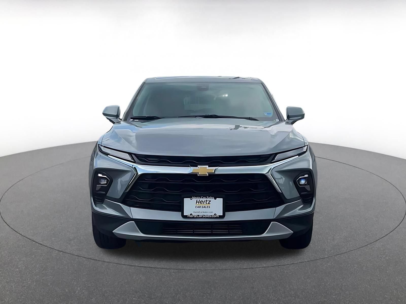 Used 2025 Chevrolet Blazer LT FWD image 4