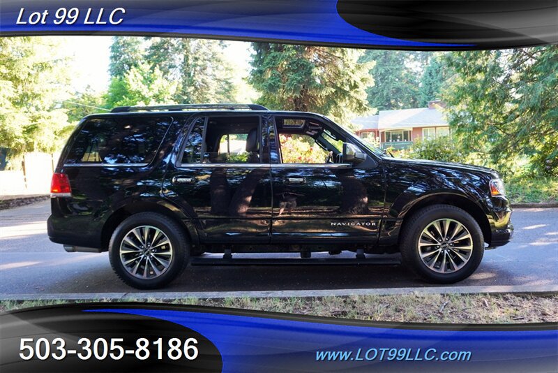 Used 2017 Lincoln Navigator Select AWD/4WD image 8