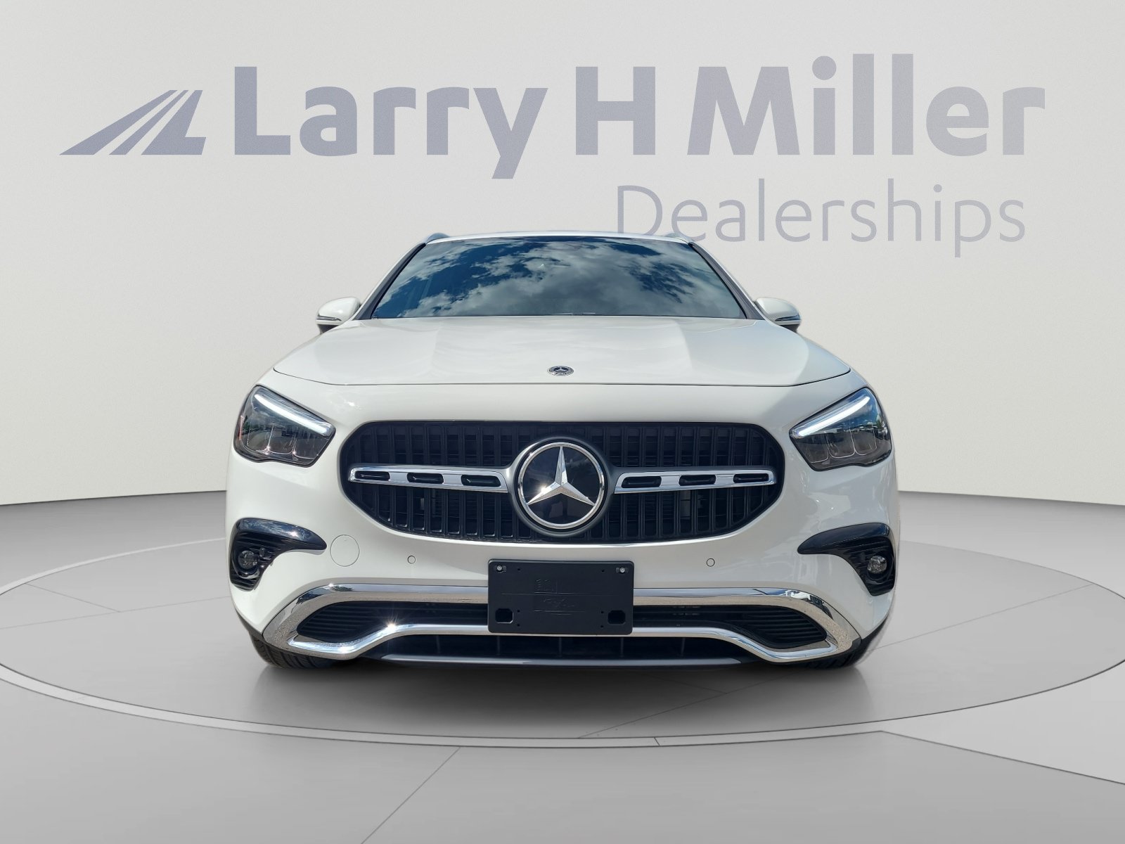 Used 2025 Mercedes-Benz GLA 250 4MATIC image 8