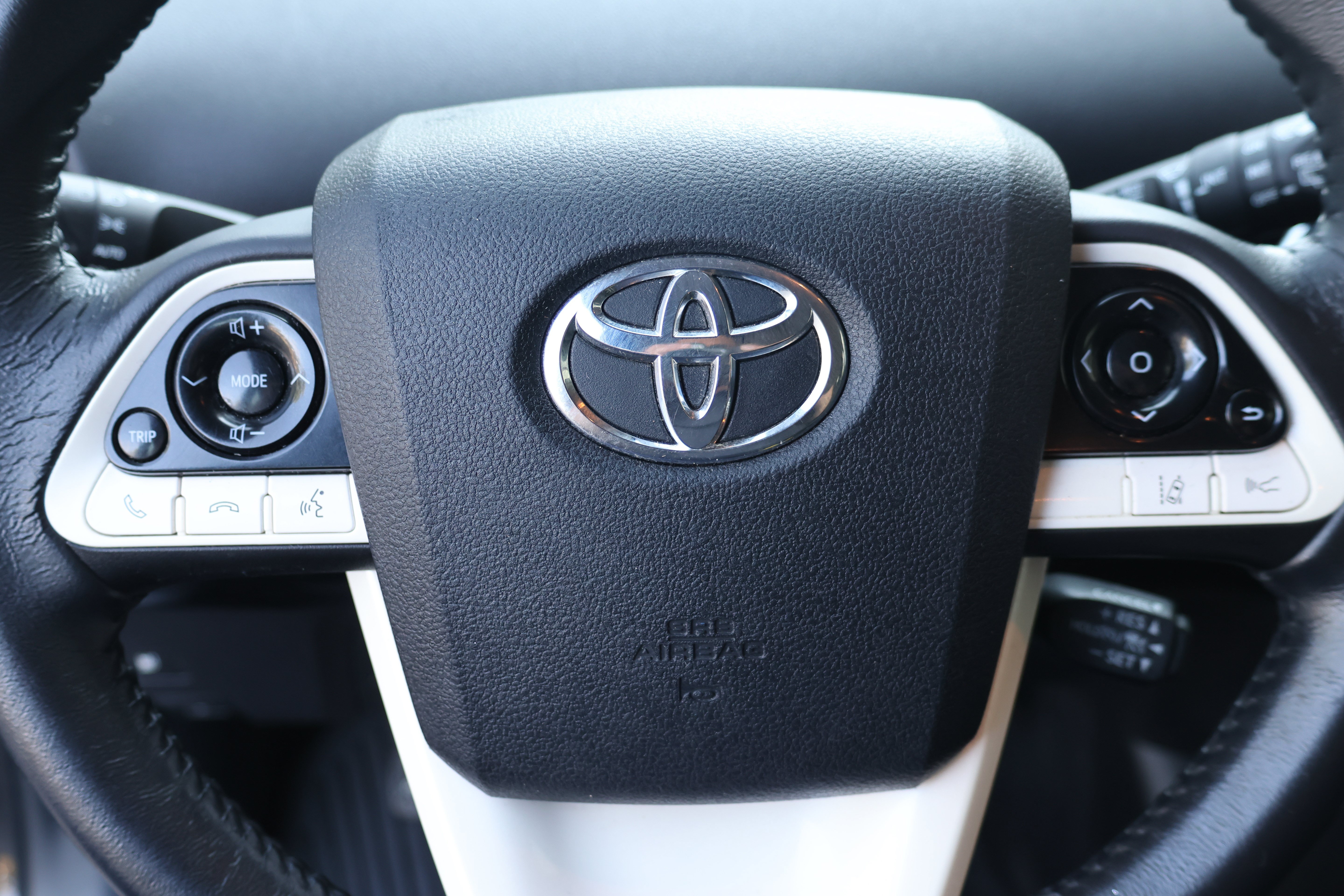Used 2017 Toyota Prius Three FWD image 25