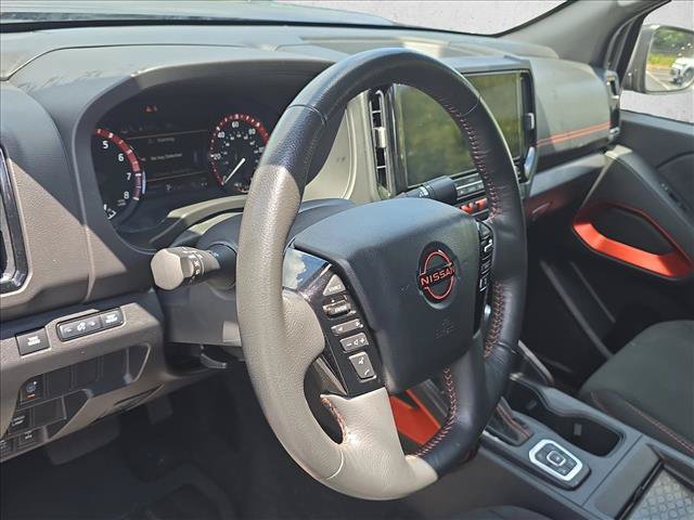Used 2026 Nissan Frontier PRO-4X AWD/4WD image 11