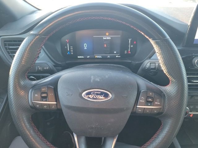 Used 2023 Ford Escape ST-Line image 14