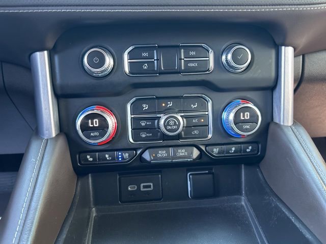 Used 2022 GMC Yukon SLT w/ SLT Luxury Package AWD/4WD image 37