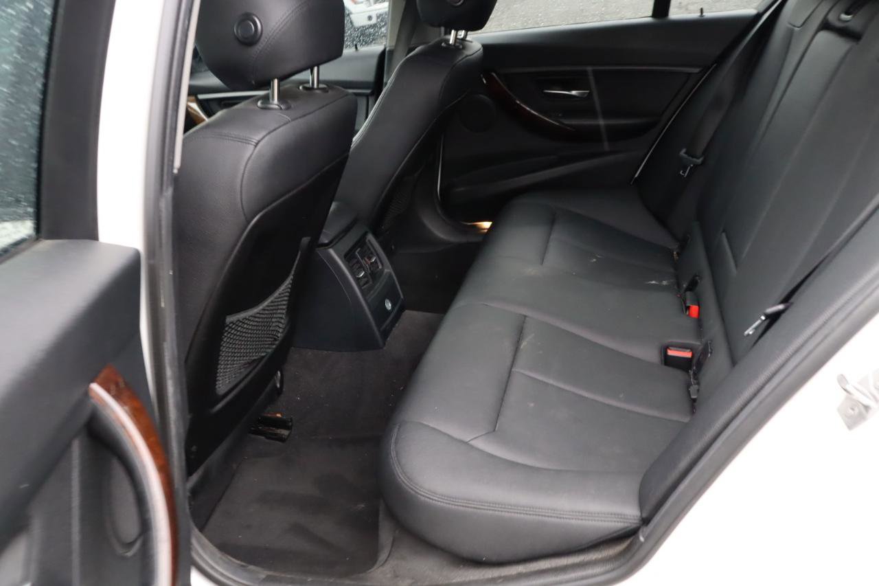 Used 2015 BMW 328i Sedan image 7