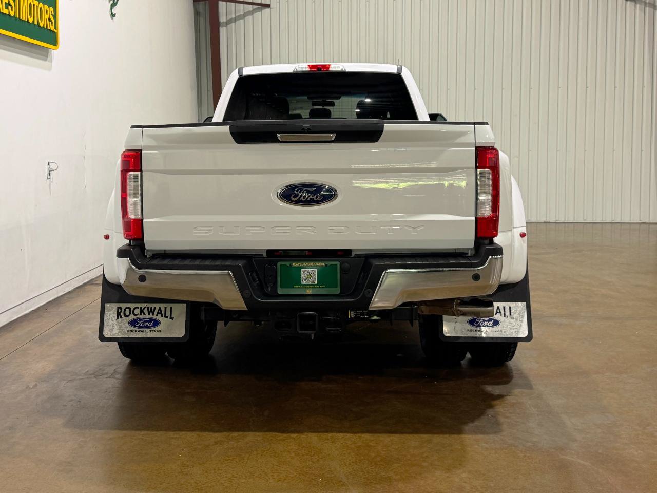 Used 2019 Ford F350 XLT w/ XLT Premium Package AWD/4WD image 7