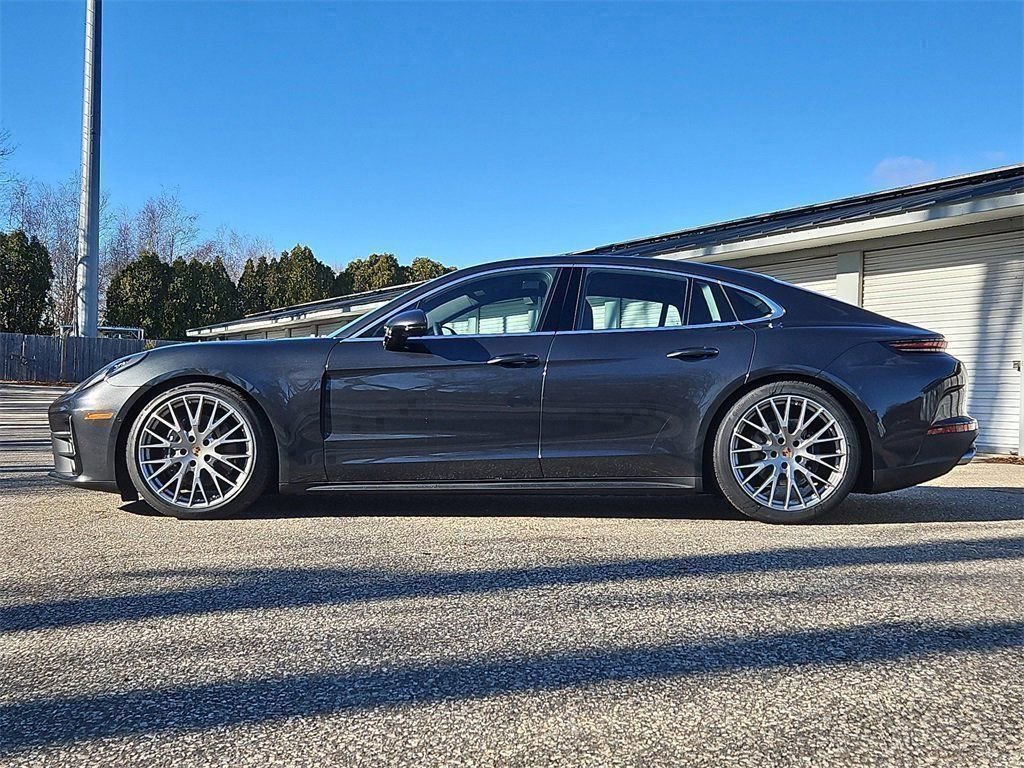 New 2026 Porsche Panamera 4 image 2