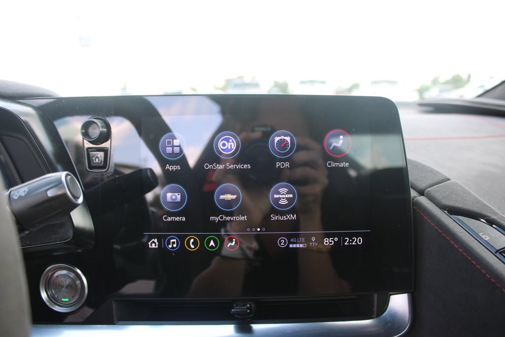Used 2023 Chevrolet Corvette Stingray Premium Cpe w/ Z51 Performance Package RWD image 37