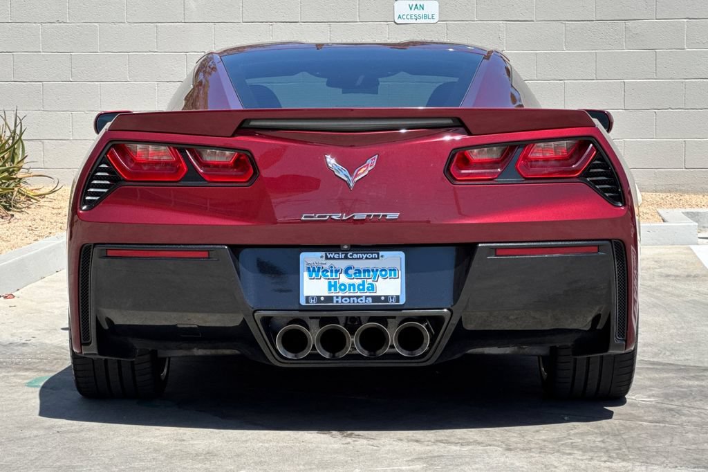 Used 2017 Chevrolet Corvette Stingray Coupe RWD image 7