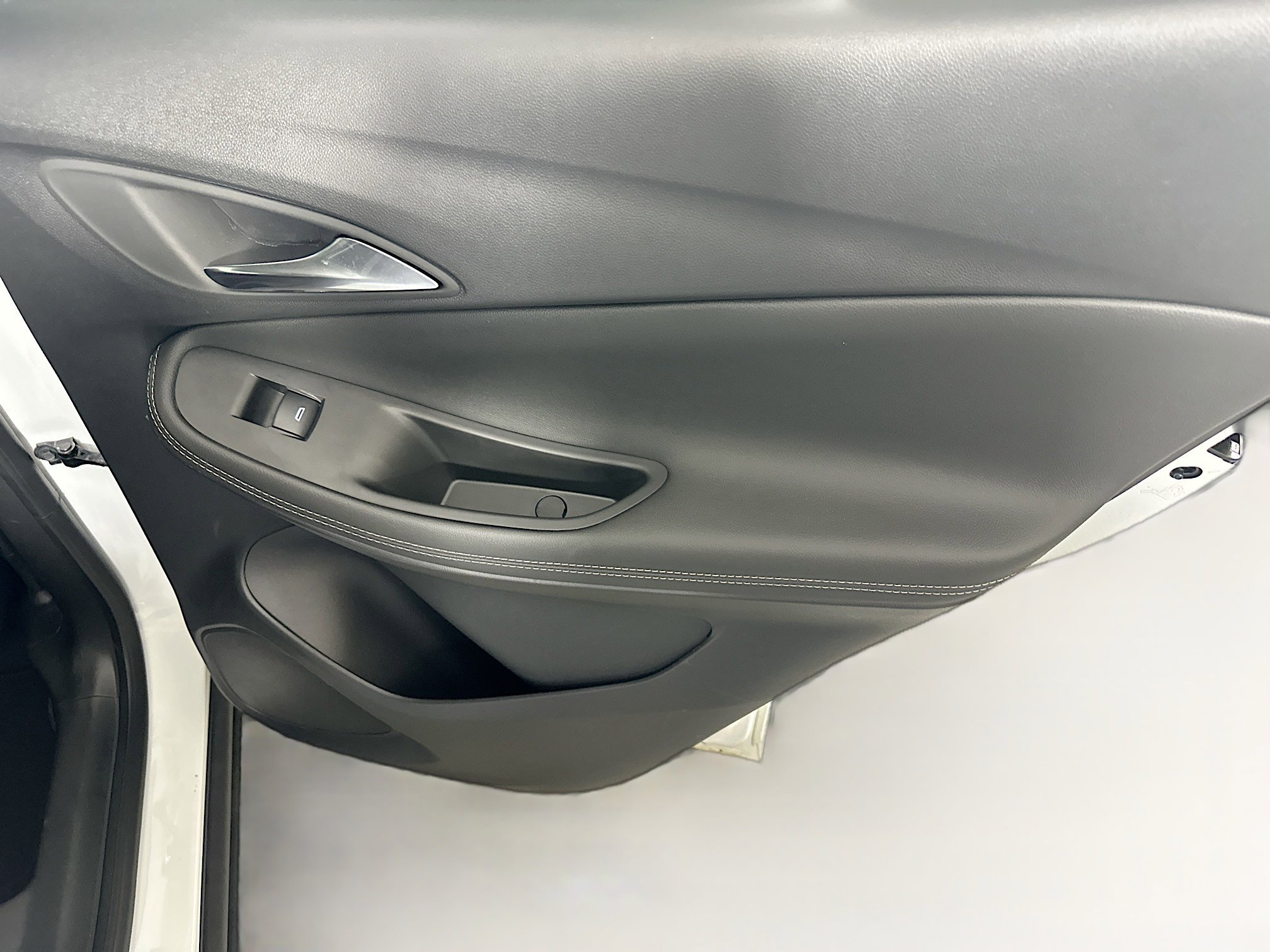 Used 2024 Buick Encore GX Preferred FWD image 28